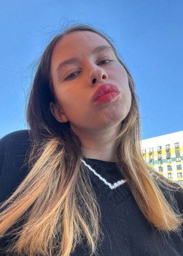 алекса, Г. Жуковка