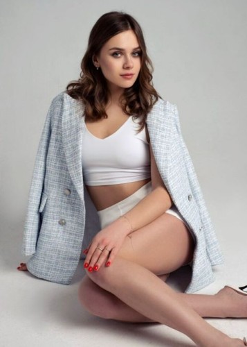 Эльвира, Г. Жуковка